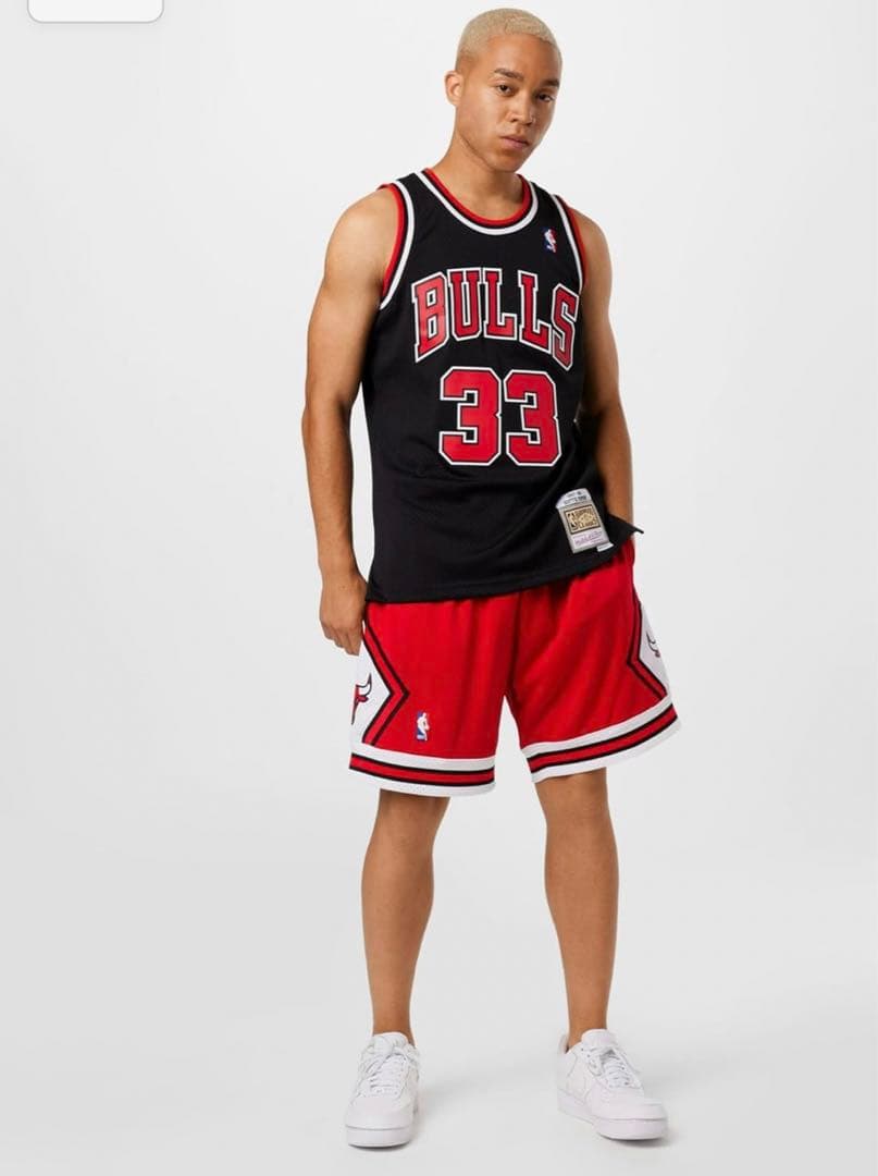 新品未使用タグ付きのNBA シカゴ　ブルズ（Chicago bulls）2XL