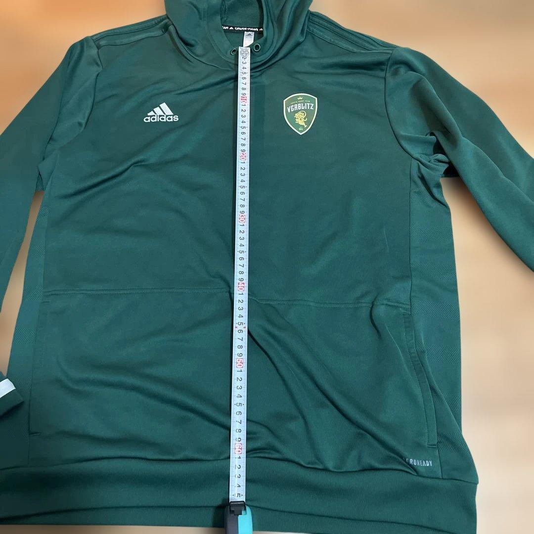 adidas トヨタヴェルブリッツ　ラグビー　パーカー　5xo 2xlくらい