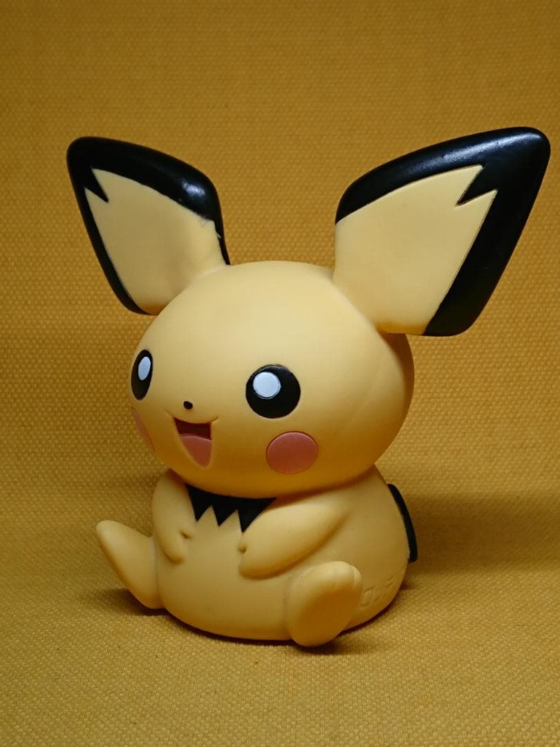 ポケモン　ピチュー　貯金箱　置物　インテリア　工芸品　美術品　A1275