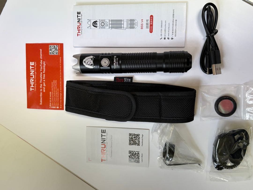THRUNITE BBSV4 懐中電灯
