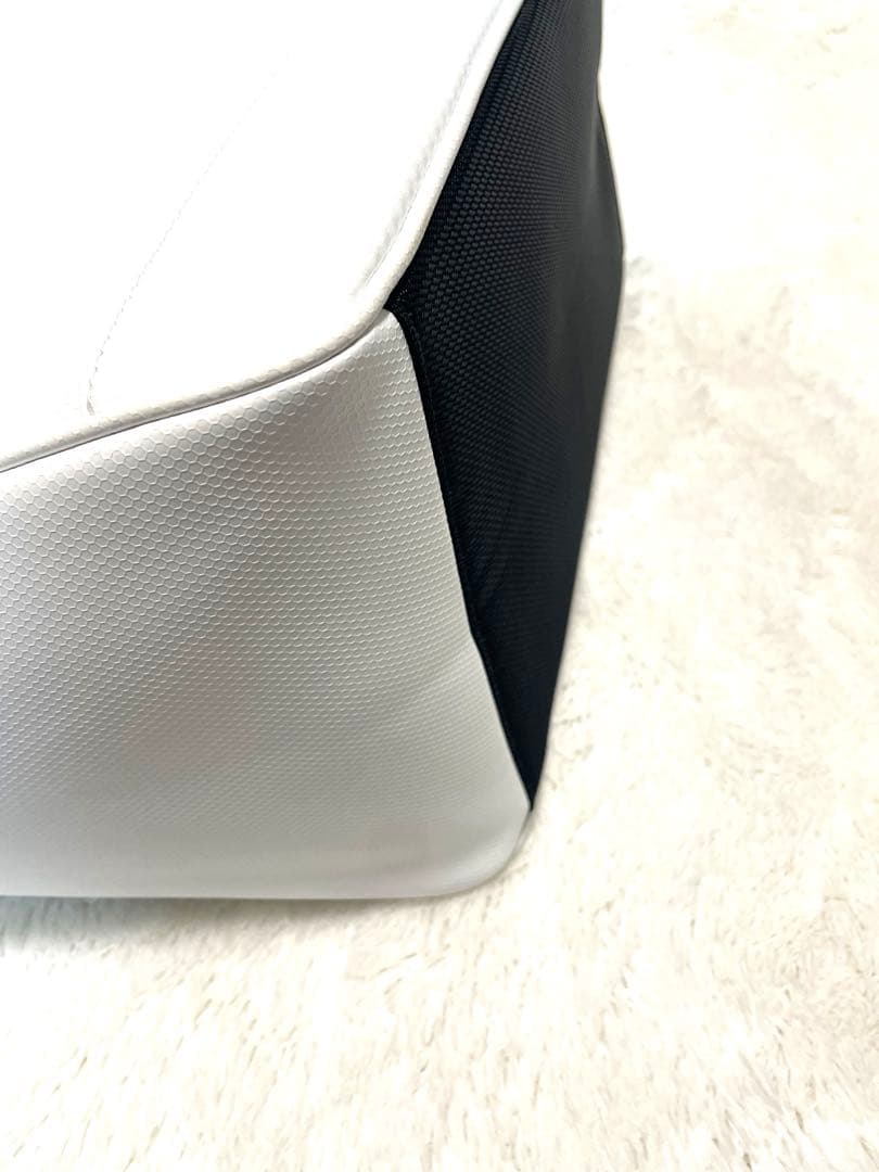 『新品』 TaylorMade ゴルフバッグ ホワイト ボストンバッグ