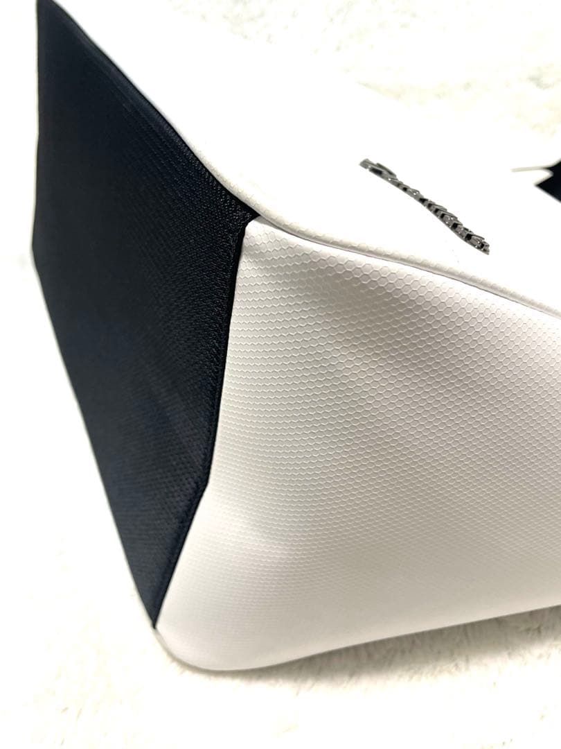 『新品』 TaylorMade ゴルフバッグ ホワイト ボストンバッグ