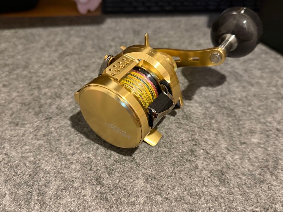SHIMANO 23 OCEA CONQUEST 200HG ベイトリール