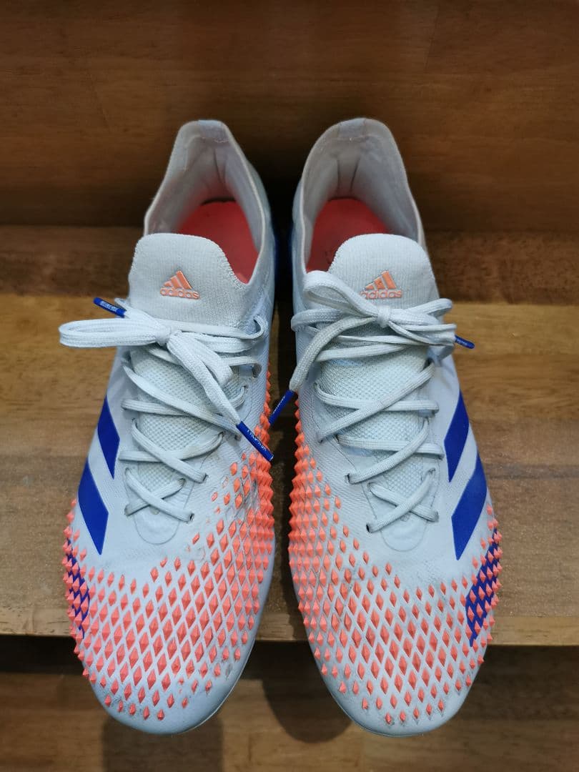 adidas スパイク