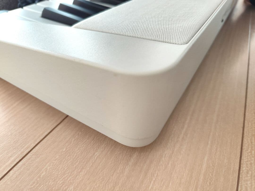 美品　CASIO LK-520 電子キーボード 光ナビゲーション