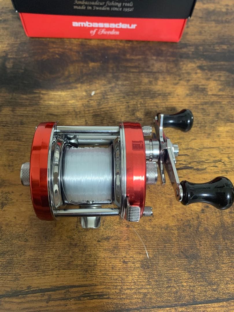 ABU アンバサダー　5500 ファクトリーチューン　レッド　アブ　アブガルシア