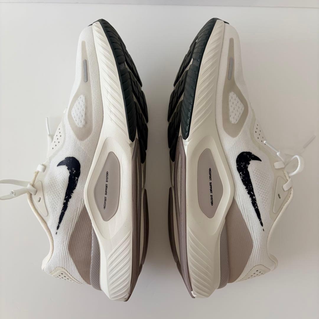 NIKE ストラクチャー26 25.5cm