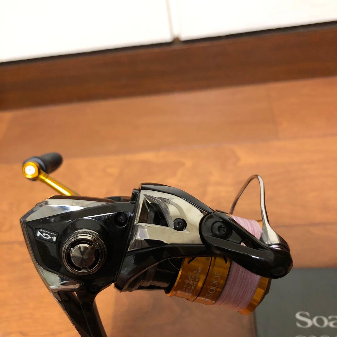 Soare BB C2000SSHG SHIMANO リール