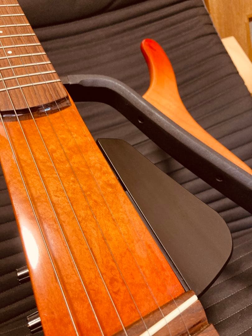 YAMAHA SLG-100S サイレントギター