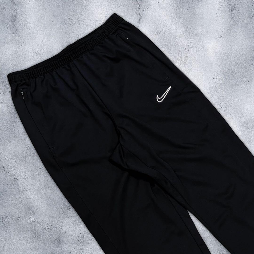 【極美品】NIKE アカデミー23 トラックスーツ セットアップ ジャージ上下