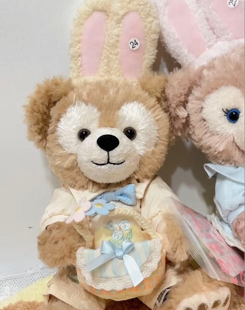 写真子発送❣️上海ディズニー　イースター　ダッフィーとシェリーメイぬいぐるみ SS