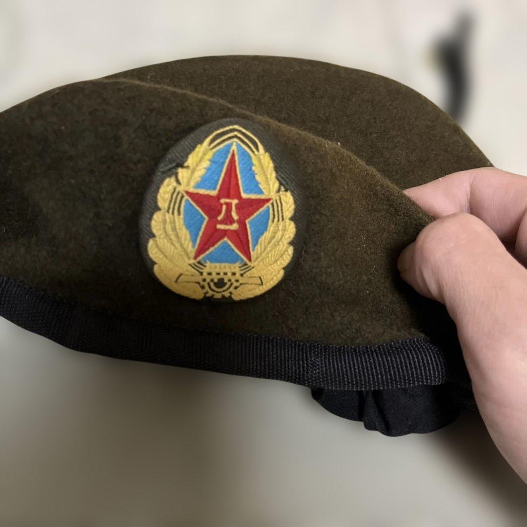 中国憲兵執勤専用夏用半袖軍服一式（軍服・肩章・腕章・ベレー帽）