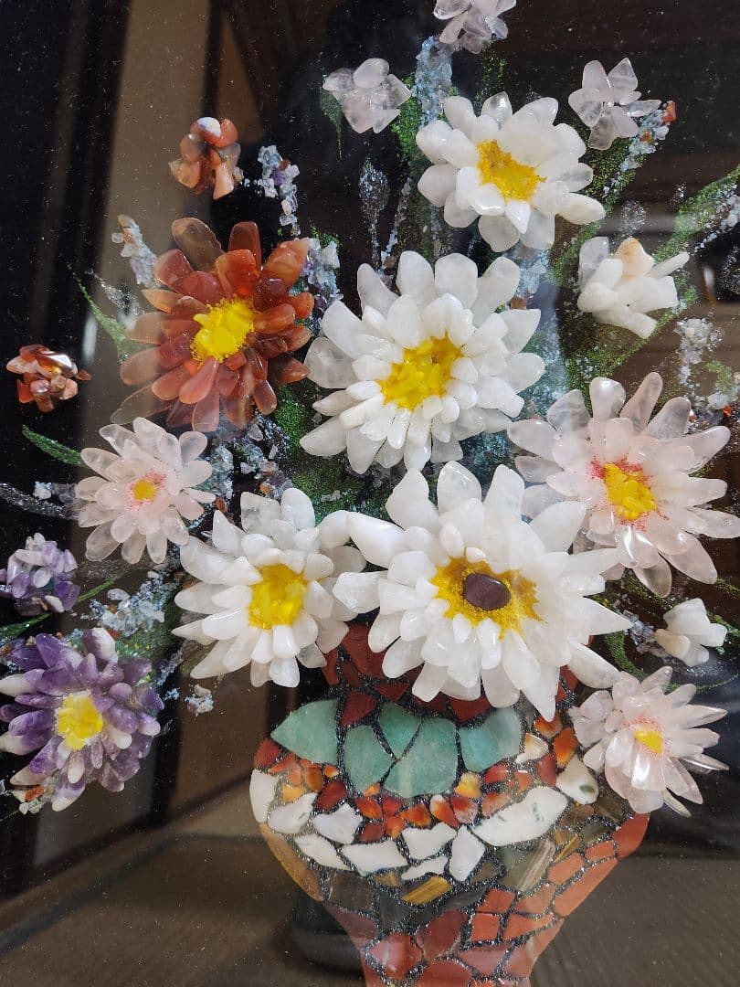 額 花瓶の花　天然石と貝殻によるモザイクアート