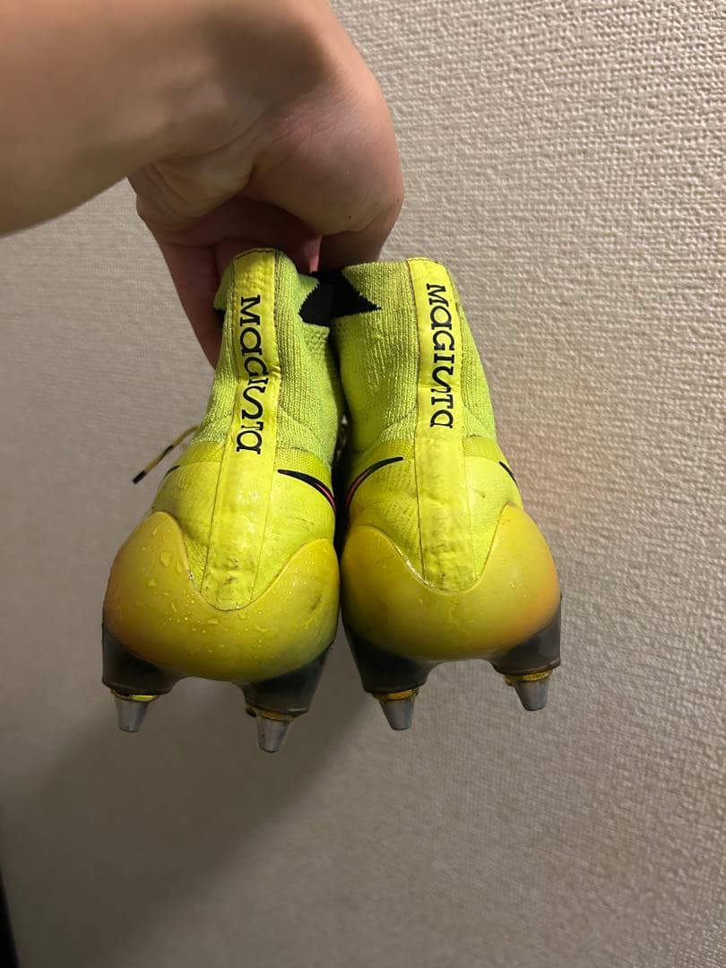 Nike マジスタオブラSG