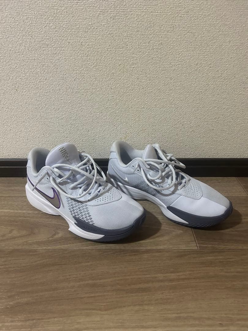 未使用に近い　G.T CUT アカデミー　カット　Nike ナイキ　バッシュ