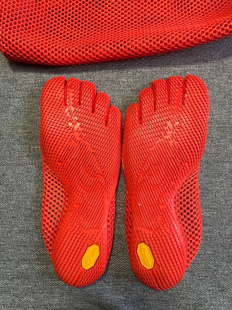 s*6様 Vibram 五本指ソックス 収納ポーチ付き