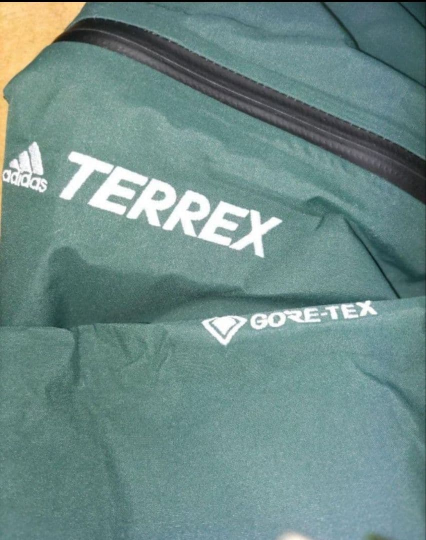 新品タグ付 Adidas GORE-TEX TERREX 3Layer バンツ