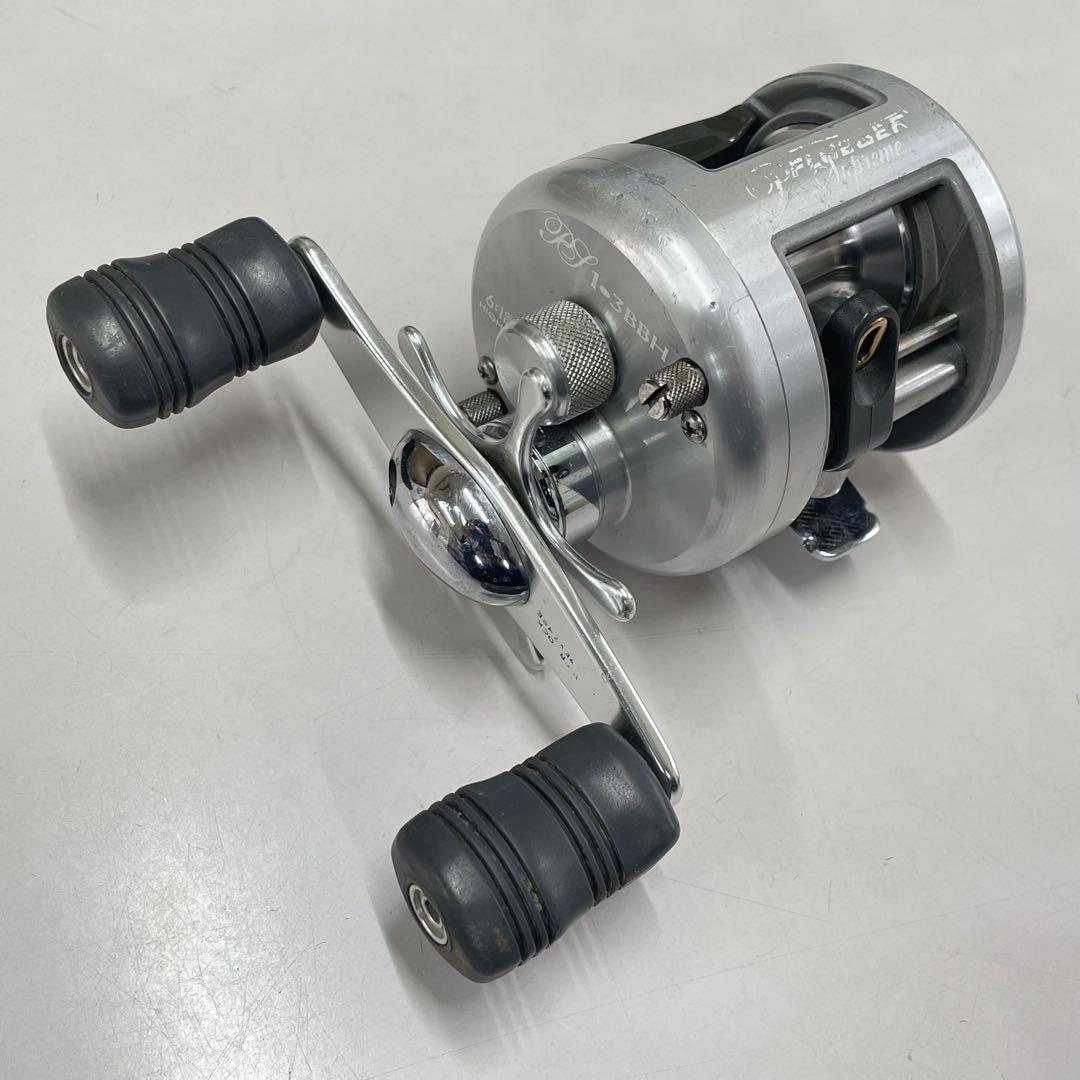 リール PFLUEGER SUPREME 1-3BBH