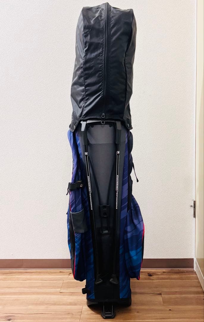 希少 OGIO オジオ OZONE スタンド キャディバッグ 軽量 9.5型