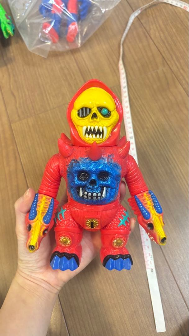 スカルデザイン 怪獣フィギュア 約25cm