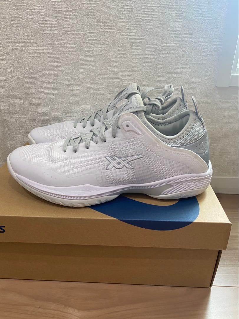 asics GLIDE NOVA ホワイト 26.0cm