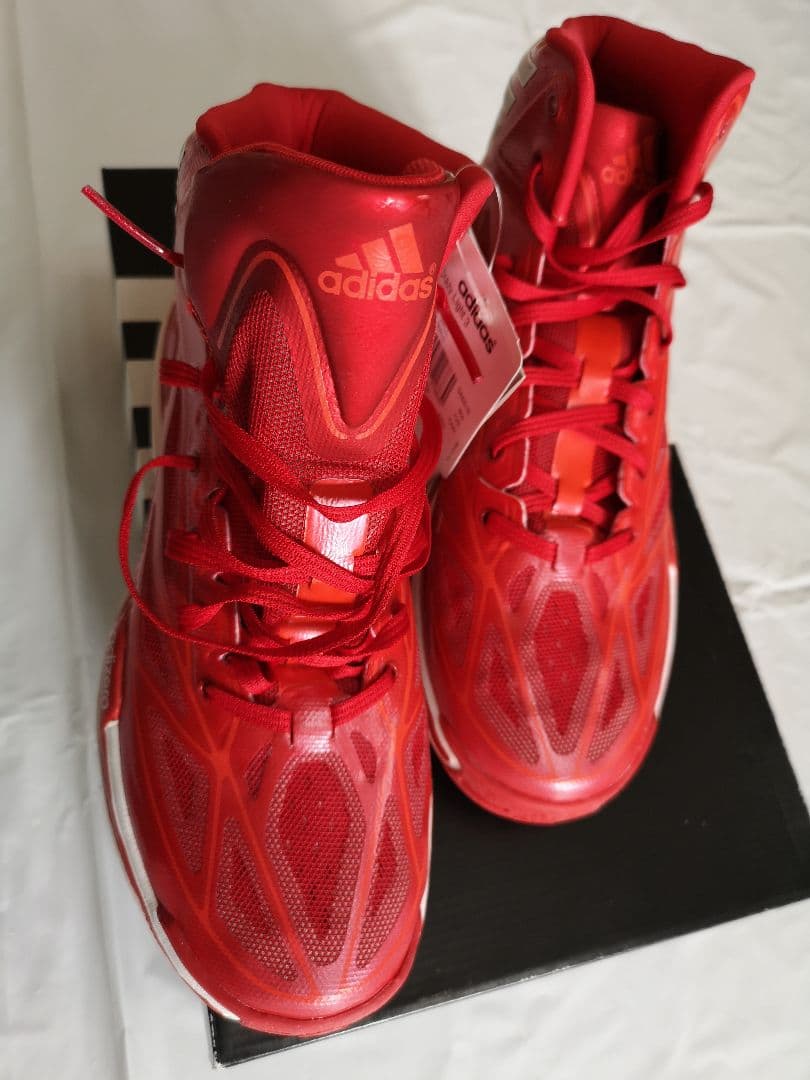 adidas　バスケットシューズ　Crazy Light3　 27Cm　未使用