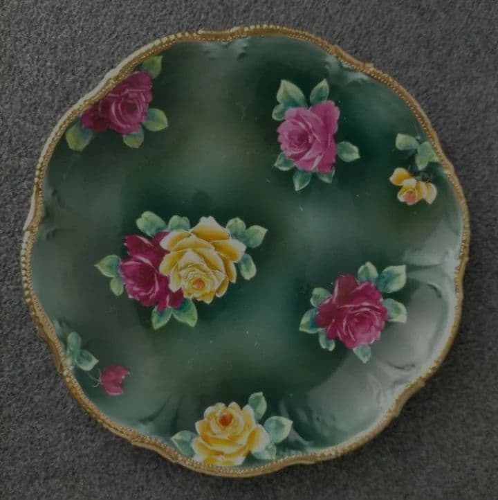 オールドノリタケ 金彩点盛り薔薇絵」