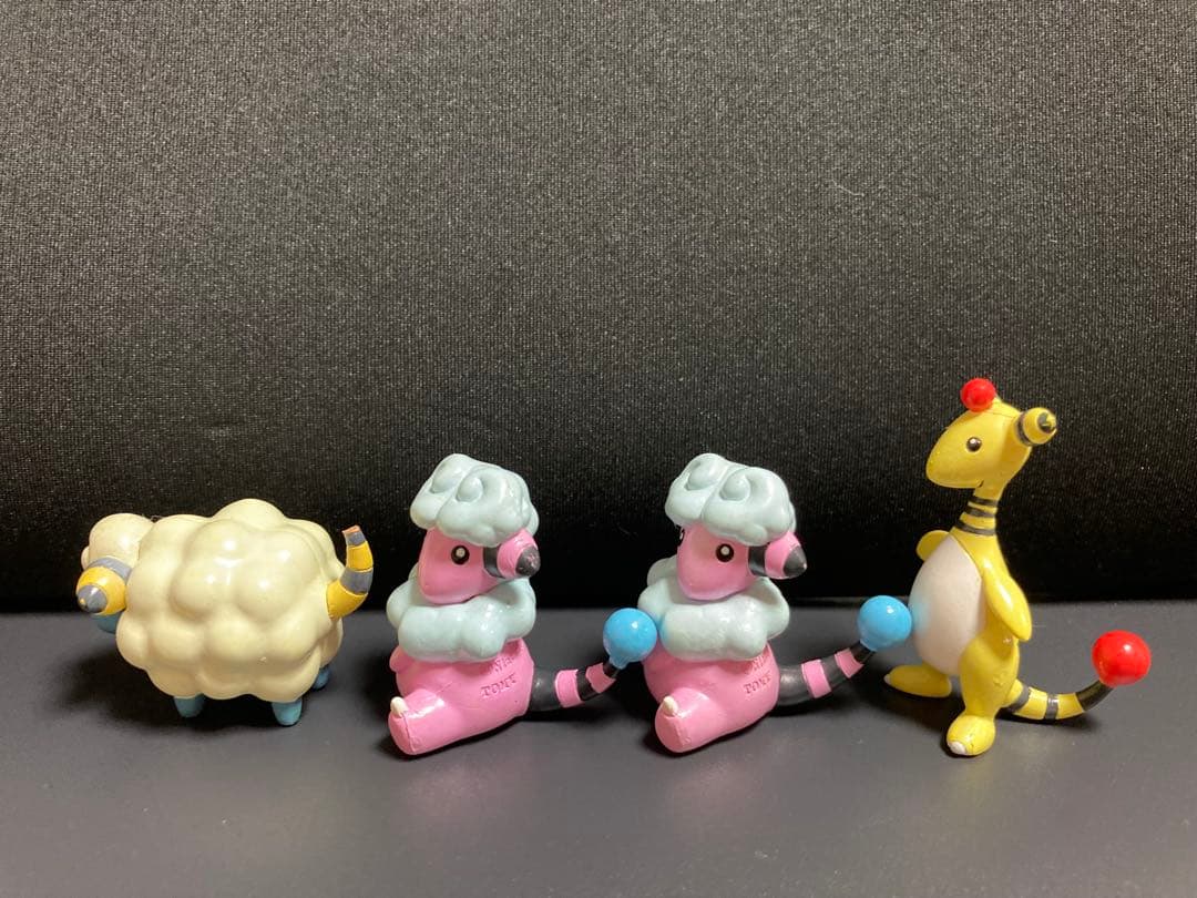 ポケモン　モンコレ　メリープ　モココ×２　デンリュウ