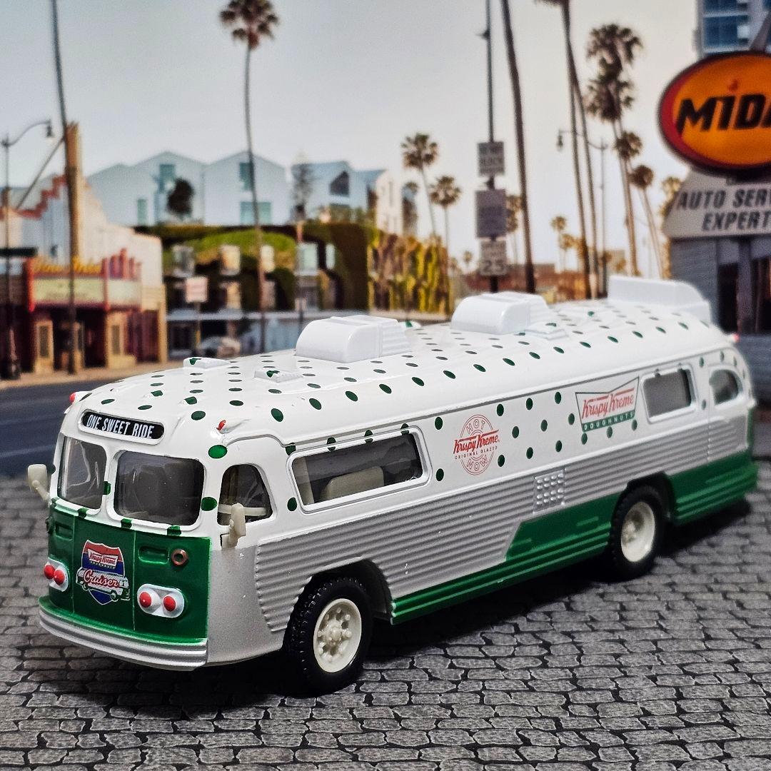 クリスピークリームドーナツ　ダイキャスト カー　スターライナー　バス　ミニカー