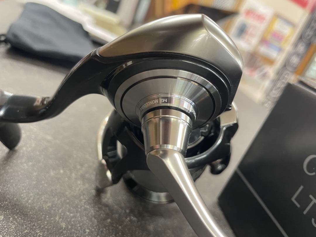 3回のみ使用ダイワ　DAIWA 24セルテート　LT 3000 XH
