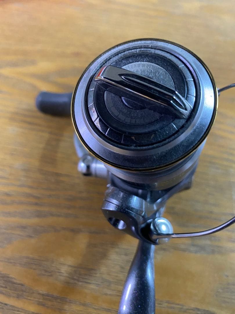 中古美品　シマノ08ツインパワー2500S