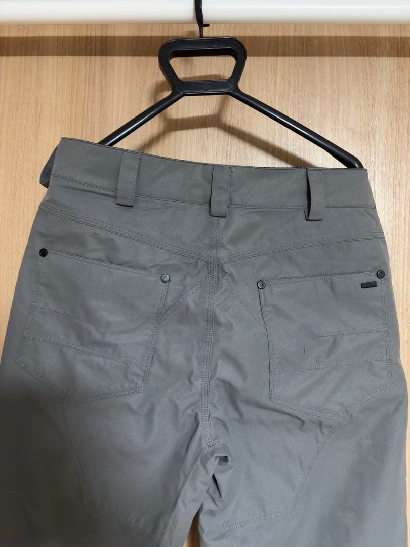 VOLCOM スノーボードパンツ グレー