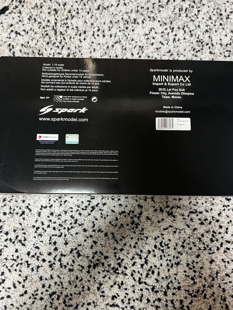 新品 1/18 スパーク ライコネン アルファロメオ 2021 ラストレース