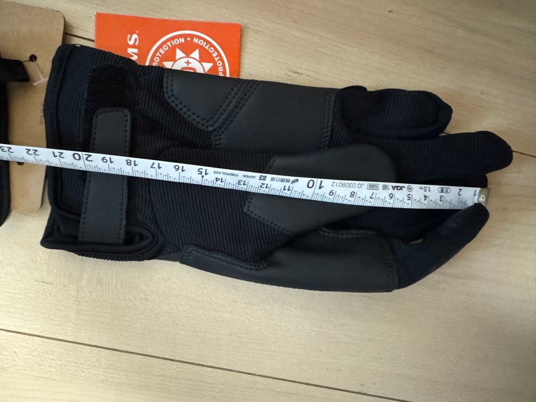 Simms シムス　グローブ　M 新品
