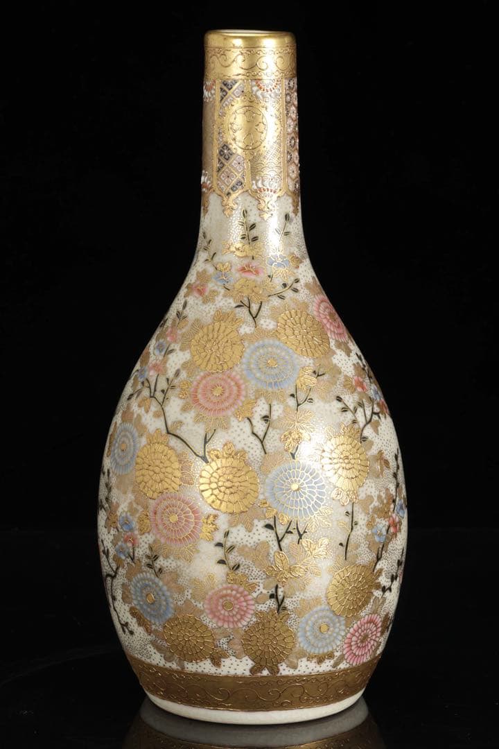 明治期 薩摩焼 丸十字 極細密 色絵金彩 菊蝶文花瓶 金襴手 飾壺 古美術 骨董