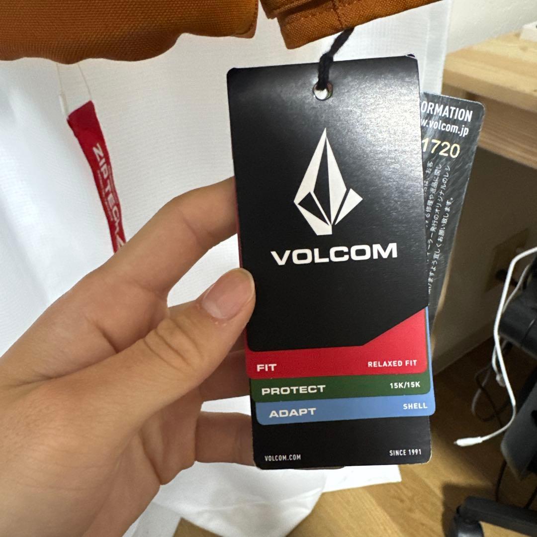 VOLCOM スノーボードウェア メンズ　新品