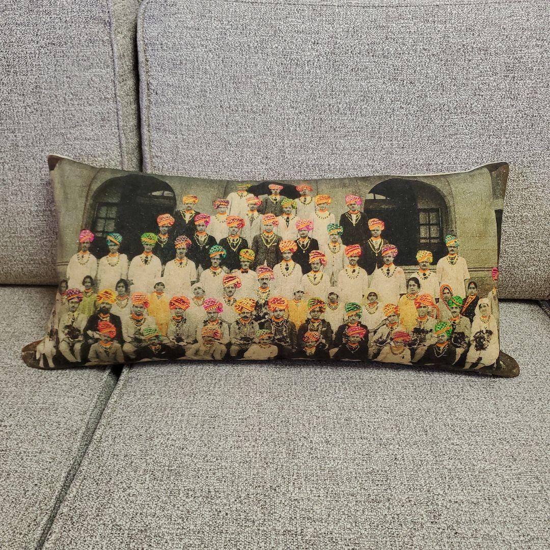 CONRAN SHOP  フェザー クッション  コンランショップ インド人？