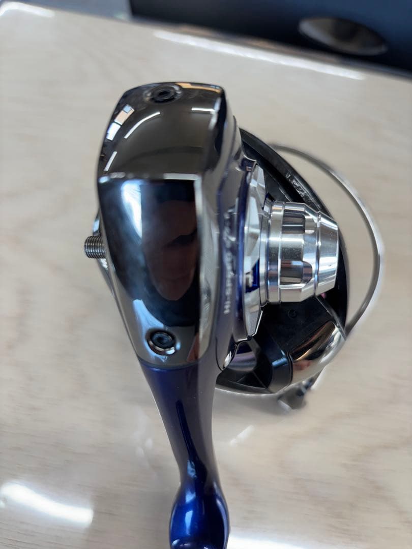 ダイワ SALTIGA 8000H EXPEDITION