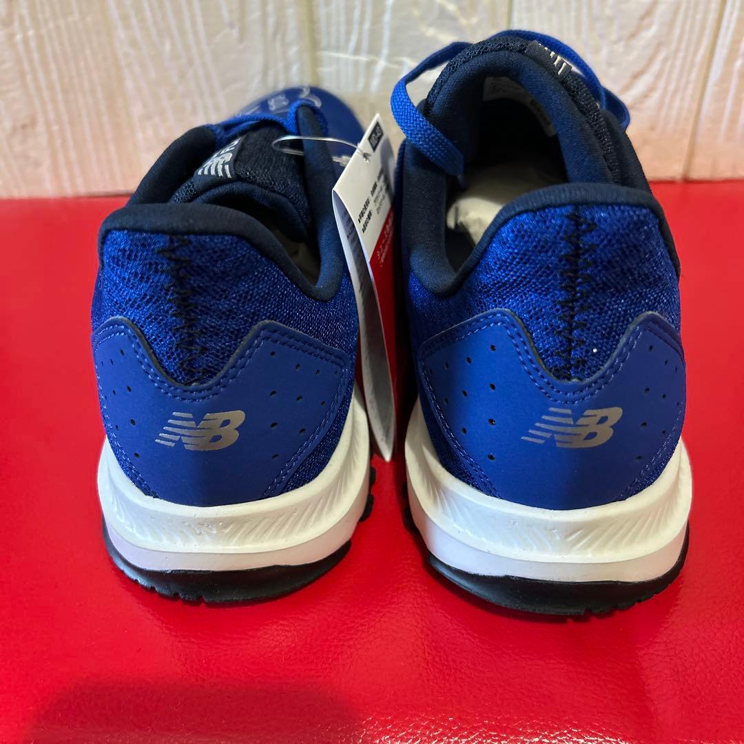 New Balance FLUSH MFLSHBG6トレーニングシューズ 青
