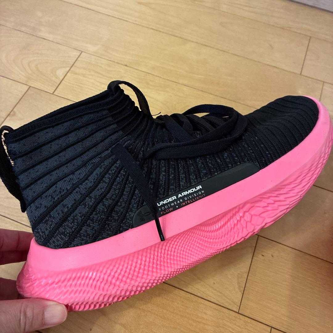 美品！UA FLOW FUTR X ELITE フロー フューチャー エリート