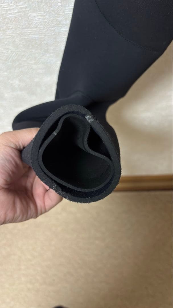 O'Neill セミドライ　Mサイズ程度　オーダー品
