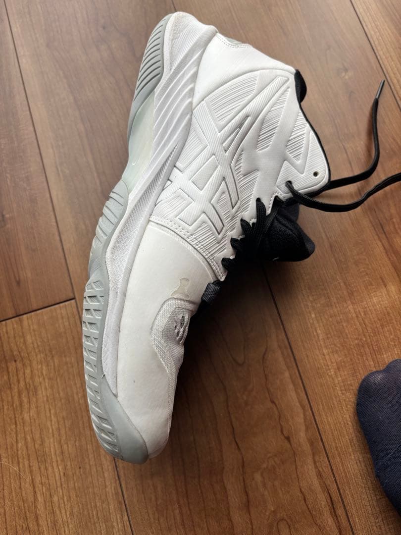 asics バレーボールシューズ 28.0cm ホワイト