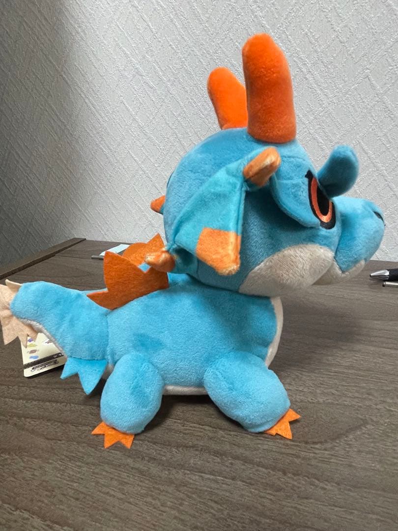 モンハン　ラギアクルス　デフォルメ　ぬいぐるみ