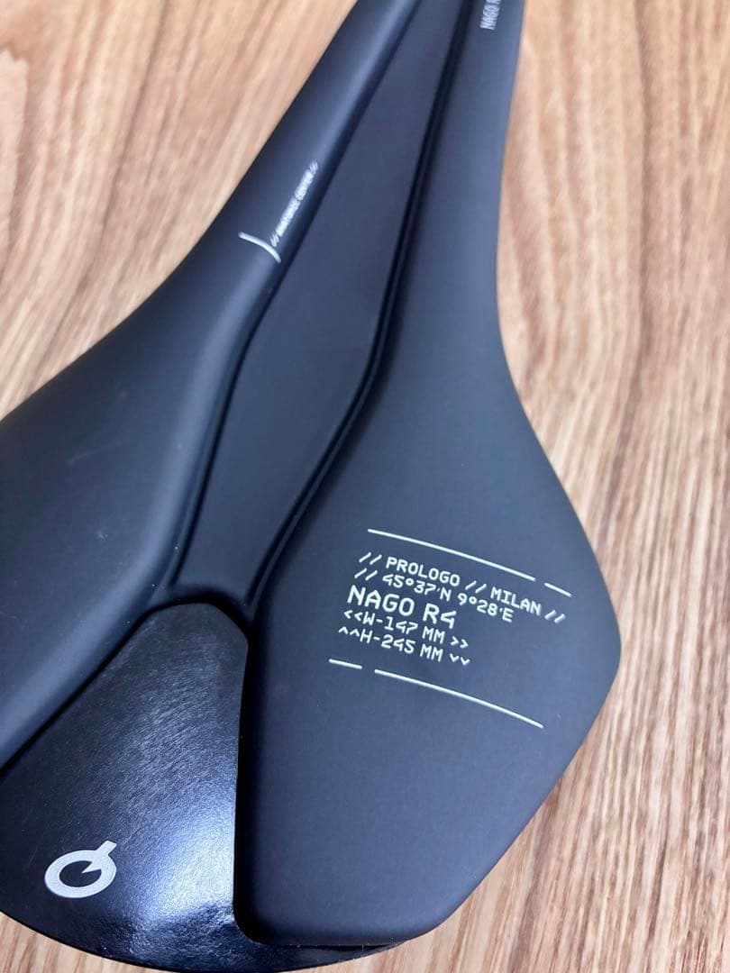 prologo NAGO R4 147mm Tiroxレール 美品