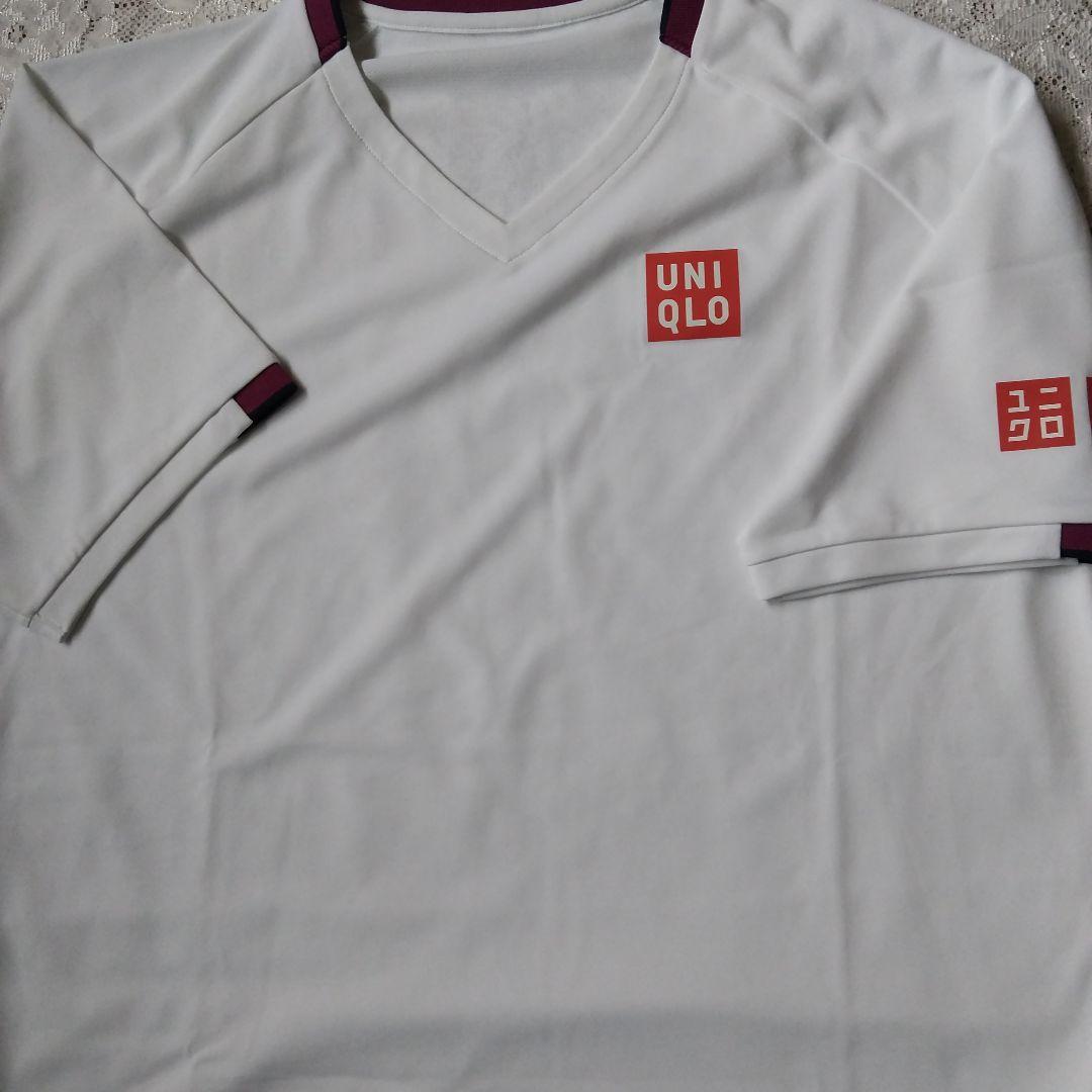新品未使用UNIQLO フェデラーモデルホワイト Vネック Tシャツ M