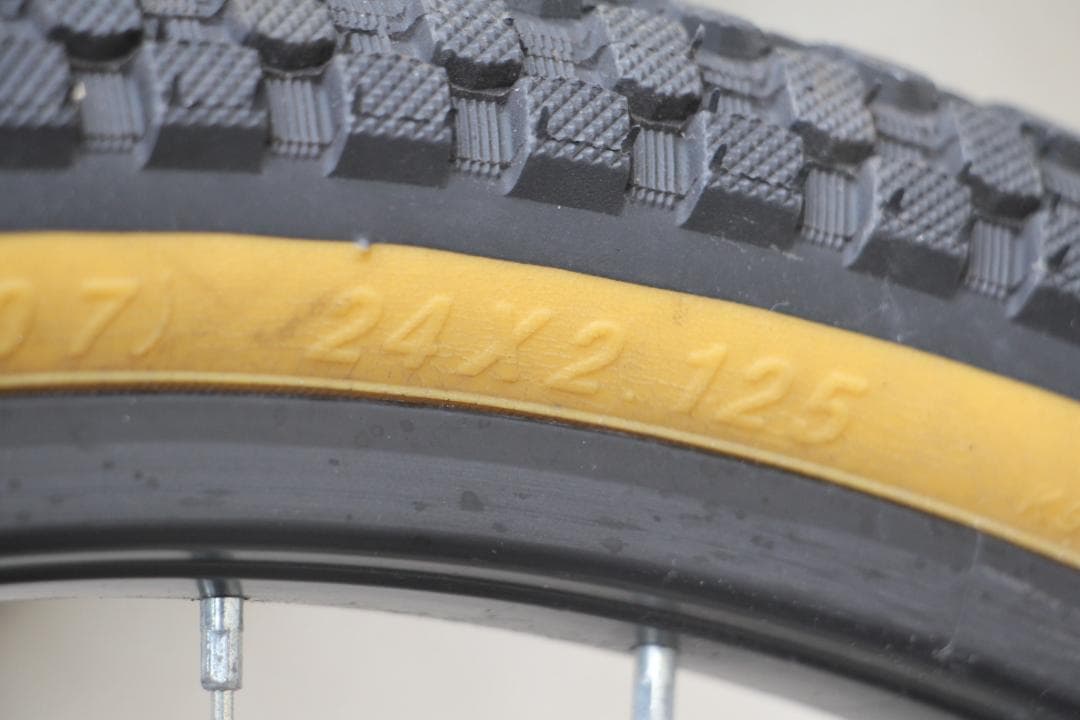 引き取り限定♪人気の24インチBMX♪大人サイズ♪カスタムして遊んで下さいね♪