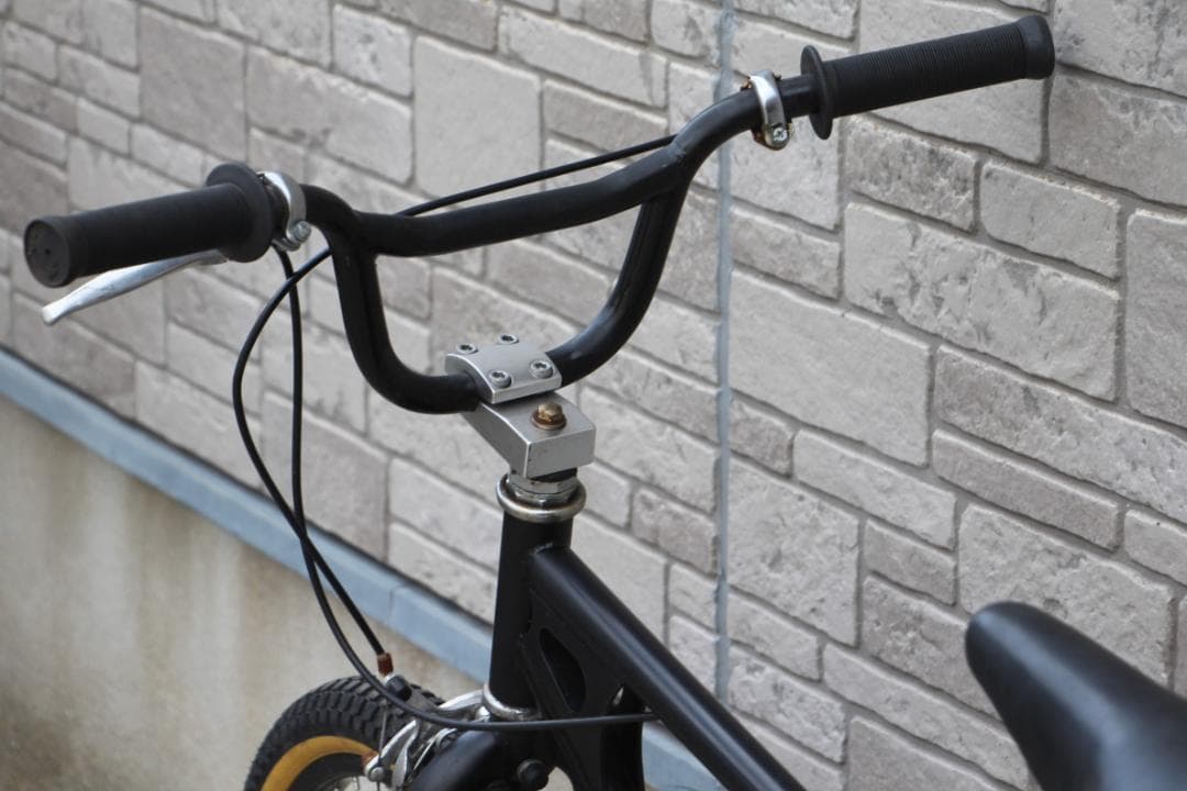 引き取り限定♪人気の24インチBMX♪大人サイズ♪カスタムして遊んで下さいね♪