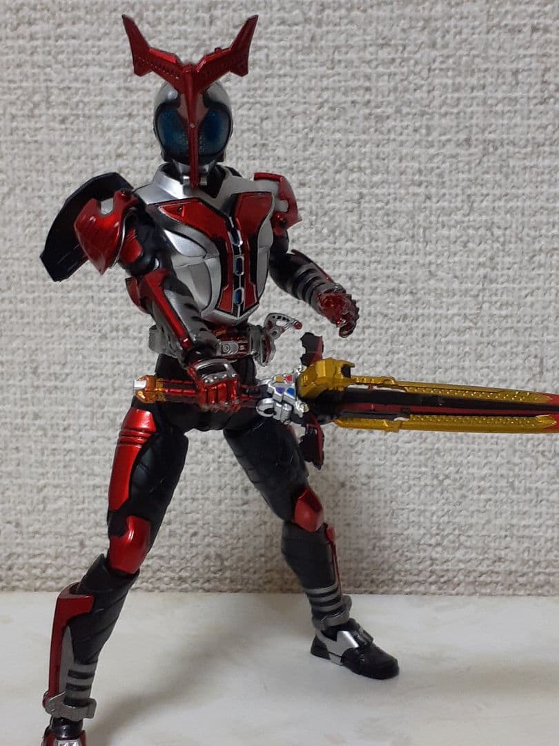 現状品 海外版 真骨彫風フィギュアーツ 仮面ライダーハイパーカブト