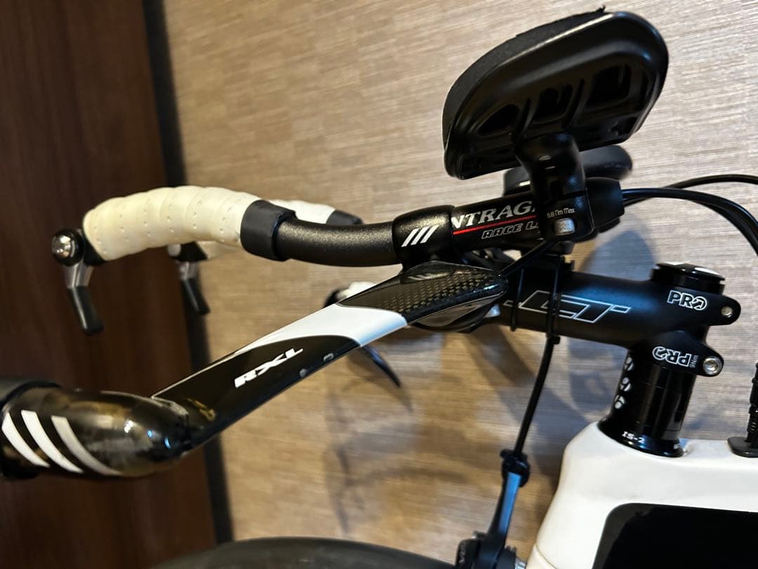 Trek スピードコンセプト　トライアスロンバイク シマノアルテグラ　完成車