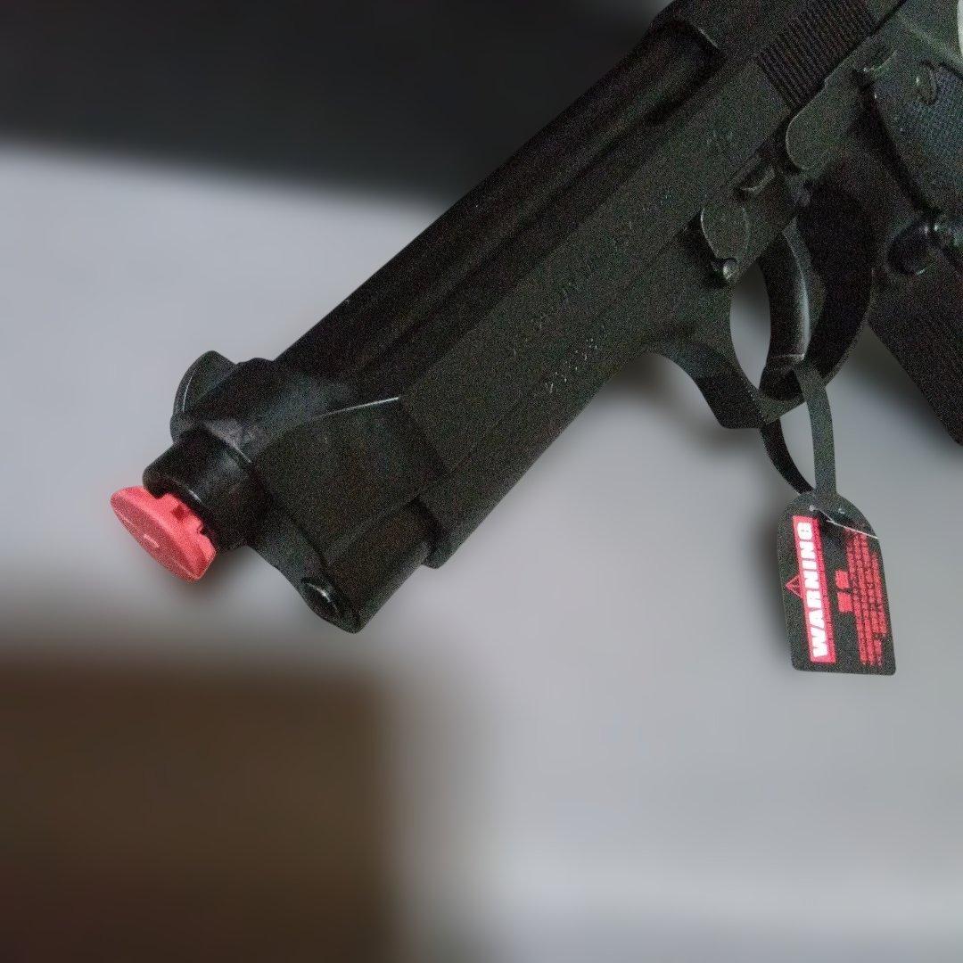 東京マルイ　M92F ベレッタ ブローバック　ミリタリーモデル